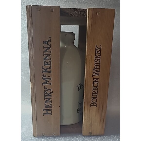 VTG Empty Henry McKenna Sour Mash Bourbon Whiskey Jug 750 ml -80 Proof Kentucky - Picture 5 of 9